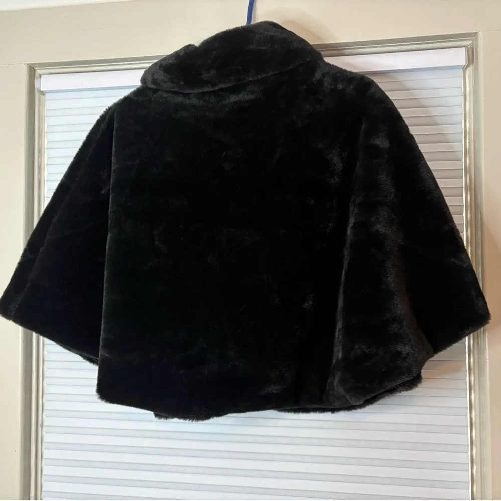 Luxe Faux Fur Hat & Cape Set